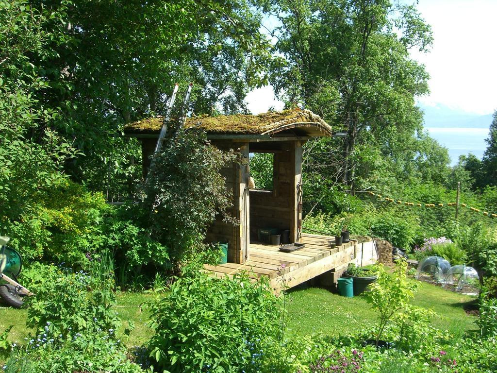 Brigitte'S Bavarian Bed Und Breakfast Millers Landing Экстерьер фото