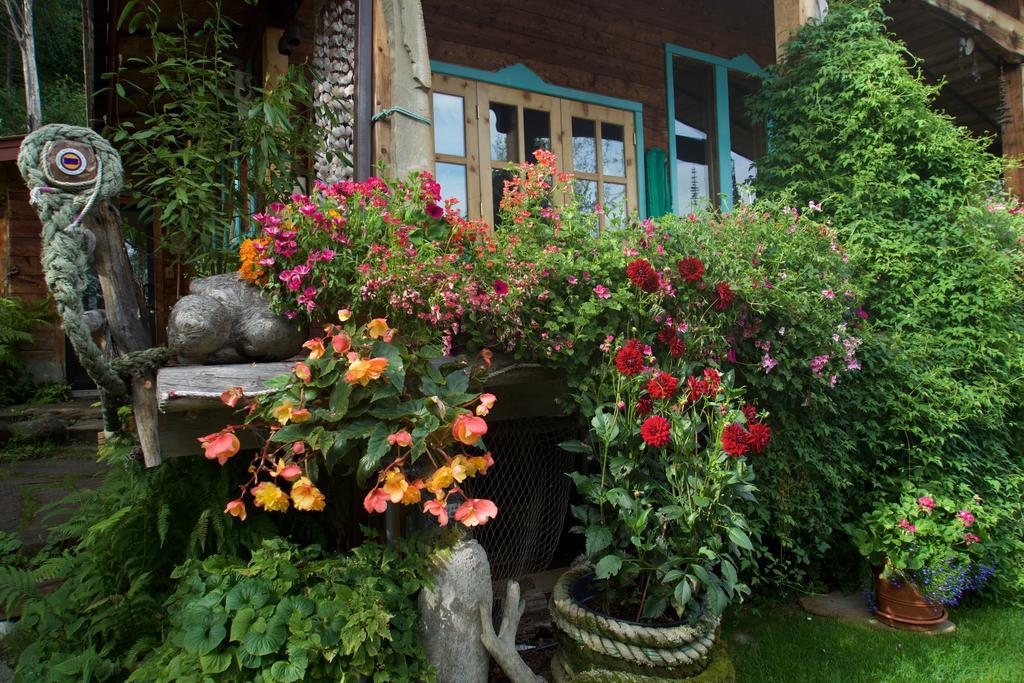 Brigitte'S Bavarian Bed Und Breakfast Millers Landing Экстерьер фото