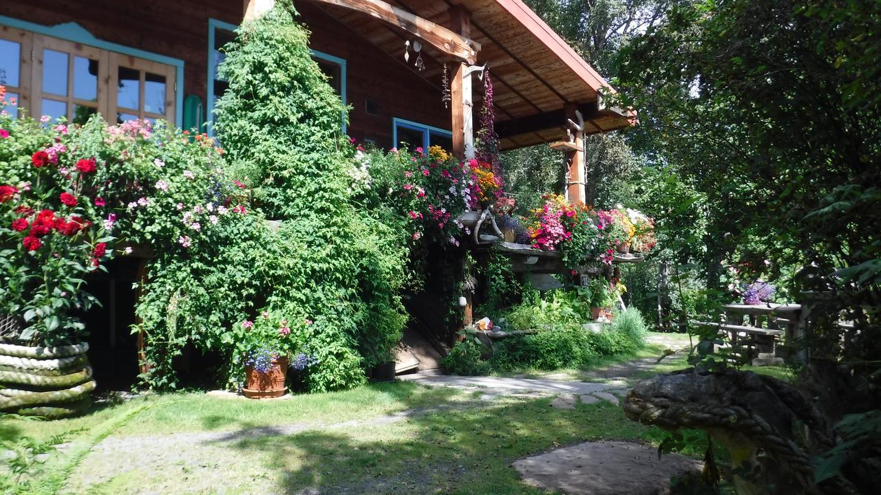 Brigitte'S Bavarian Bed Und Breakfast Millers Landing Экстерьер фото